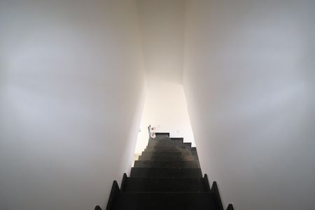 Casa à venda com 60m², 2 quartos e 3 vagasEscada