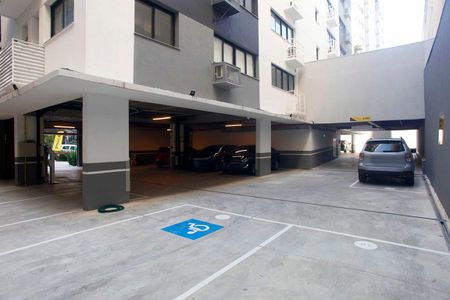 Studio à venda com 28m², 1 quarto e sem vagaEstacionamento (rotativo e terceirizado)