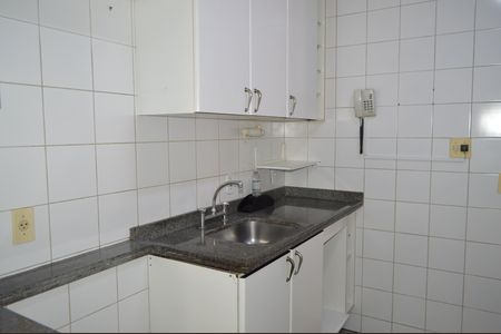 Apartamento à venda com 83m², 2 quartos e 1 vagaCozinha