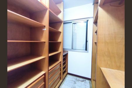 Apartamento à venda com 83m², 2 quartos e 1 vaga Apartamento à venda com 83m², 2 quartos e 1 vagaCloset Suíte
