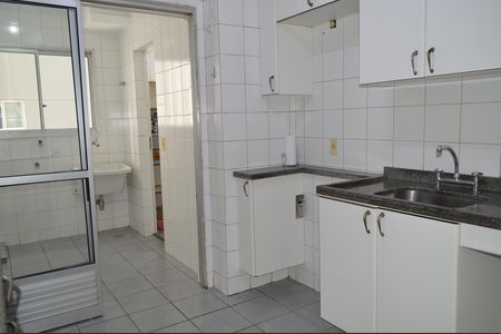 Apartamento à venda com 83m², 2 quartos e 1 vagaCozinha