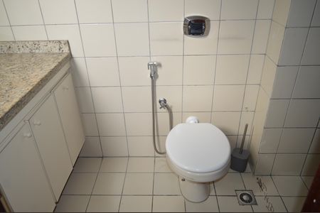 Apartamento à venda com 83m², 2 quartos e 1 vagaBanheiro