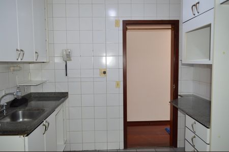 Apartamento à venda com 83m², 2 quartos e 1 vagaCozinha
