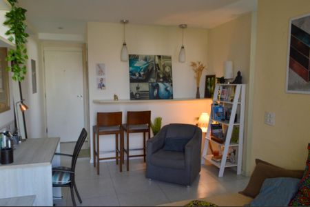 Apartamento para alugar com 50m², 2 quartos e 1 vagaSala