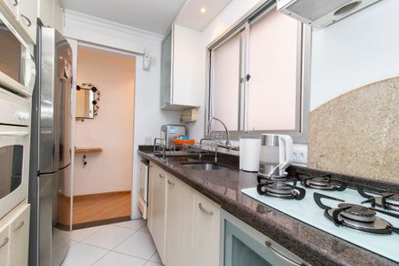 Apartamento para alugar com 65m², 3 quartos e 1 vagaCozinha - Armários