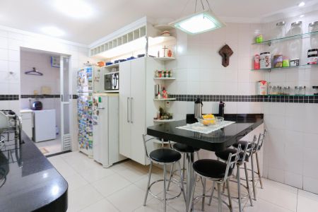 Apartamento à venda com 170m², 3 quartos e 4 vagasCozinha