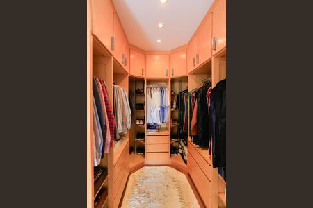 Apartamento à venda com 170m², 3 quartos e 4 vagasCloset do quarto 3