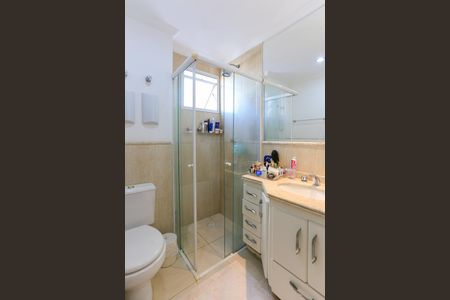 Apartamento à venda com 170m², 3 quartos e 4 vagasBanheiro do Quarto 2