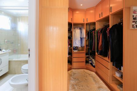 Apartamento à venda com 170m², 3 quartos e 4 vagasCloset do quarto 3