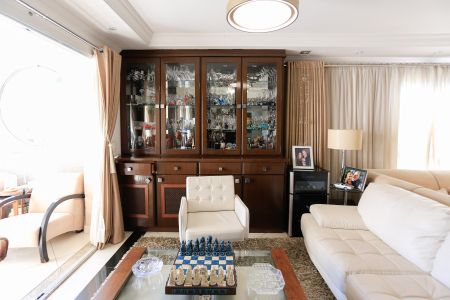 Apartamento à venda com 170m², 3 quartos e 4 vagasSala