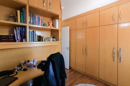 Apartamento à venda com 170m², 3 quartos e 4 vagasQuarto 2