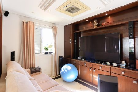 Apartamento à venda com 170m², 3 quartos e 4 vagasSala 2