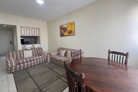 Apartamento para alugar com 70m², 2 quartos e 1 vagaSala