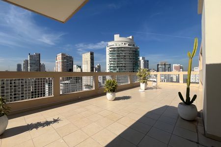 Apartamento para alugar com 70m², 2 quartos e 1 vagaÁrea comum