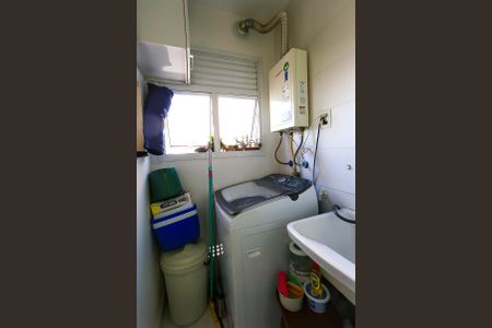 Apartamento à venda com 64m², 3 quartos e 1 vagaÁrea de Serviço