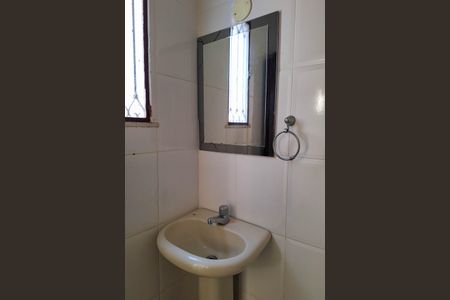 Casa à venda com 140m², 3 quartos e 5 vagas Casa à venda com 140m², 3 quartos e 5 vagasBanheiro Social