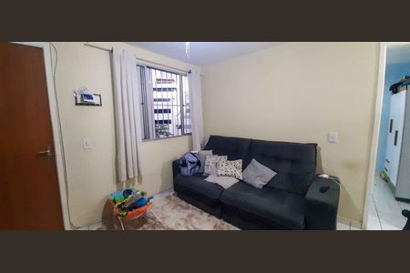 Apartamento à venda com 50m², 2 quartos e 1 vaga Apartamento à venda com 50m², 2 quartos e 1 vagaSala