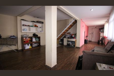 Casa à venda com 150m², 3 quartos e 1 vagaSala (inferior)