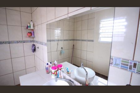 Casa à venda com 150m², 3 quartos e 1 vagaBanheiro