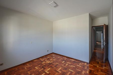 Casa à venda com 229m², 3 quartos e 3 vagasQuarto 3
