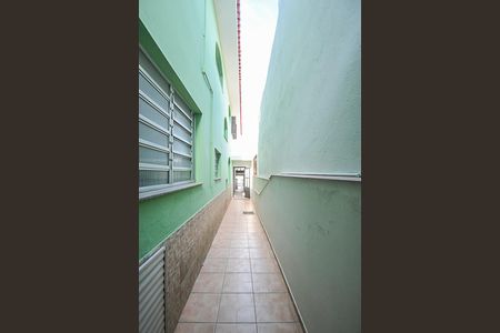 Casa à venda com 229m², 3 quartos e 3 vagasCorredor