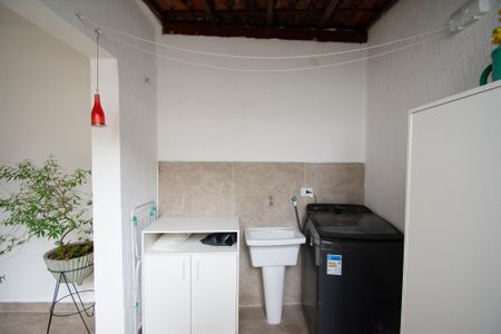 Casa à venda com 183m², 3 quartos e 4 vagasLavanderia