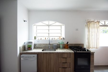 Casa à venda com 183m², 3 quartos e 4 vagascozinha