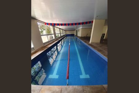 Apartamento à venda com 87m², 2 quartos e 2 vagasÁrea comum - Piscina