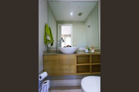 Apartamento à venda com 87m², 2 quartos e 2 vagasLavabo