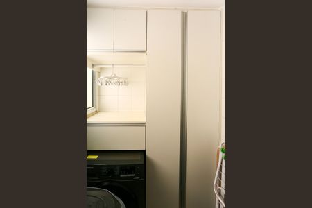 Apartamento à venda com 87m², 2 quartos e 2 vagasÁrea de Serviço