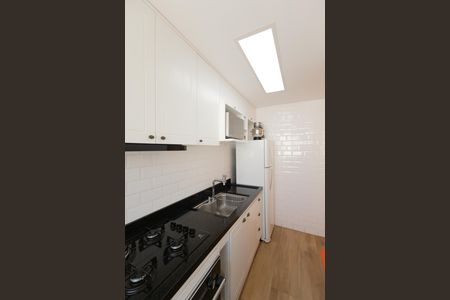 Apartamento à venda com 44m², 2 quartos e sem vaga Apartamento à venda com 44m², 2 quartos e sem vagaCozinha e Área de Serviço