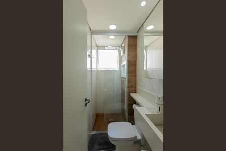 Apartamento à venda com 44m², 2 quartos e sem vaga Apartamento à venda com 44m², 2 quartos e sem vagaBanheiro Social