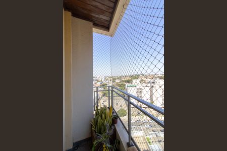 Apartamento para alugar com 72m², 3 quartos e 2 vagas Apartamento para alugar com 72m², 3 quartos e 2 vagasvaranda