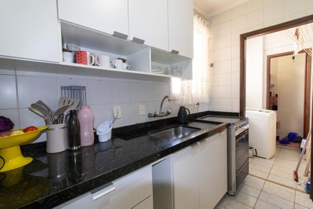 Apartamento para alugar com 72m², 3 quartos e 2 vagas Apartamento para alugar com 72m², 3 quartos e 2 vagasCozinha
