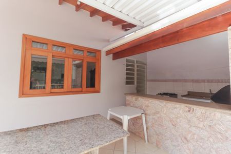 Casa à venda com 277m², 4 quartos e 3 vagasQuintal