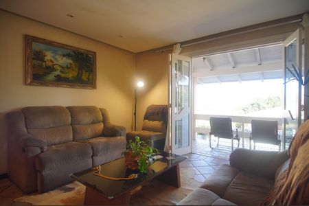 Casa à venda com 390m², 4 quartos e 2 vagasSala