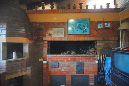 Casa à venda com 390m², 4 quartos e 2 vagasEspaço GourmetChurrasqueira