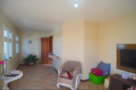 Casa à venda com 390m², 4 quartos e 2 vagasQuarto 1