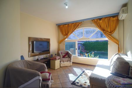 Casa à venda com 390m², 4 quartos e 2 vagasQuarto 1