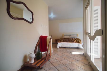 Casa à venda com 390m², 4 quartos e 2 vagasSuíte 1