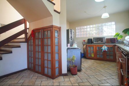 Casa à venda com 390m², 4 quartos e 2 vagasCozinha