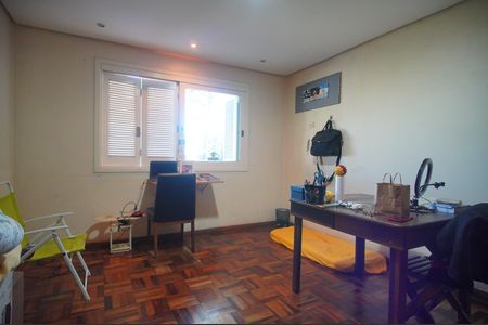 Casa à venda com 390m², 4 quartos e 2 vagasQuarto 2