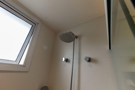 Apartamento à venda com 142m², 3 quartos e 2 vagasBanheiro da Suíte 1 - chuveiro