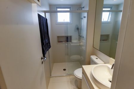 Apartamento à venda com 142m², 3 quartos e 2 vagasBanheiro da Suíte 1