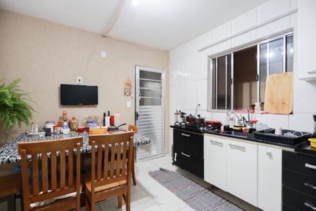 Casa para alugar com 280m², 5 quartos e 2 vagasCasa 1 - Cozinha