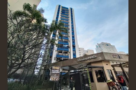 Apartamento à venda com 42m², 1 quarto e 1 vaga Apartamento à venda com 42m², 1 quarto e 1 vagaFachada