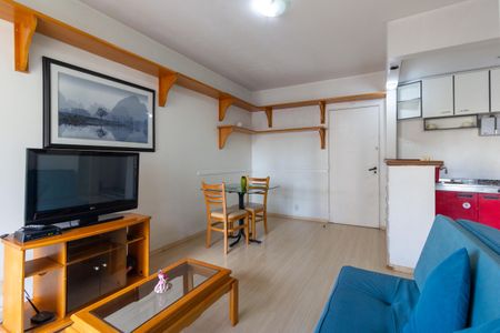 Apartamento à venda com 42m², 1 quarto e 1 vaga Apartamento à venda com 42m², 1 quarto e 1 vagaSala/Cozinha