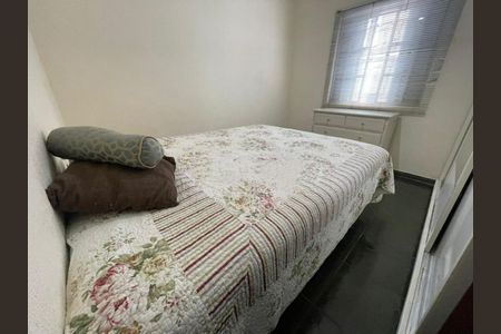 Casa à venda com 180m², 4 quartos e 4 vagasFoto 24