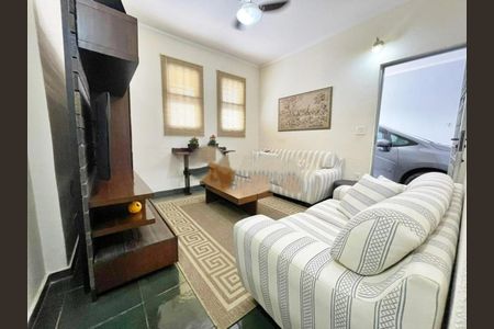 Casa à venda com 180m², 4 quartos e 4 vagasFoto 04