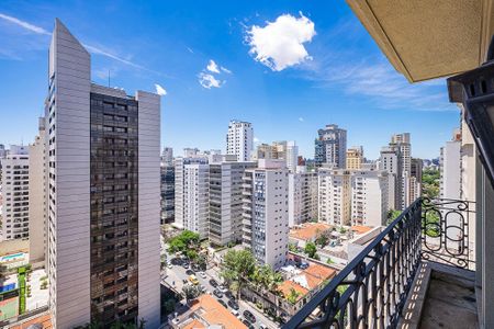 Apartamento à venda com 395m², 4 quartos e 5 vagas Apartamento à venda com 395m², 4 quartos e 5 vagasSala - Vista